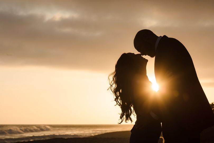 beach couple silhouette belinda philleo