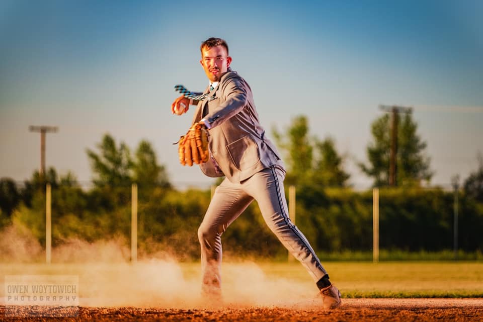 Owen Woytowich senior portrait photography